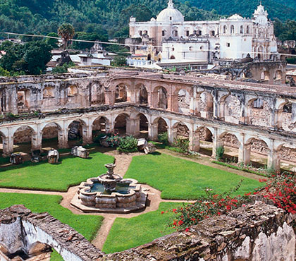 Tour-cultural-caminando-en-Antigua-Guatemala-cultural-walking-tour-in-antigua-guatemala-around-antigua-guatemala-v3
