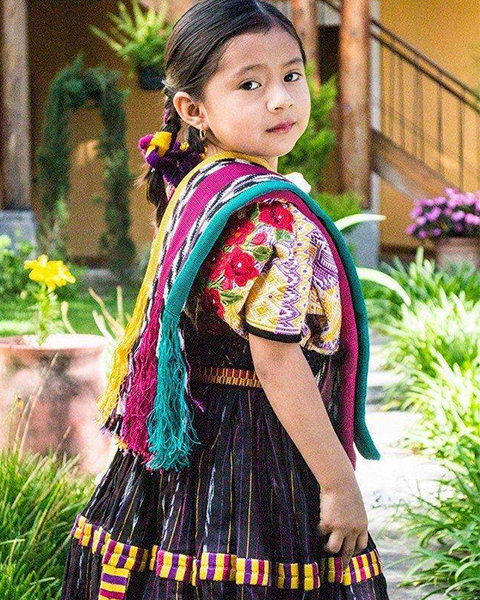 Colorful-local-costumes-in-Antigua-Guatemala-coloridos-trajes-tipicos-en-Antigua-Guatemala-Around-Antigua-Guatemala6